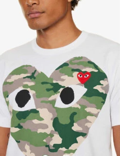 Comme Des Garçons Play Big Heart Camouflage Cotton-jersey T-shirt 14 Comme Des Garçons Play Big Heart Camouflage Cotton-jersey T-shirt -Metro Style Shop 343 2000022 P1T242 WHITE ALT04