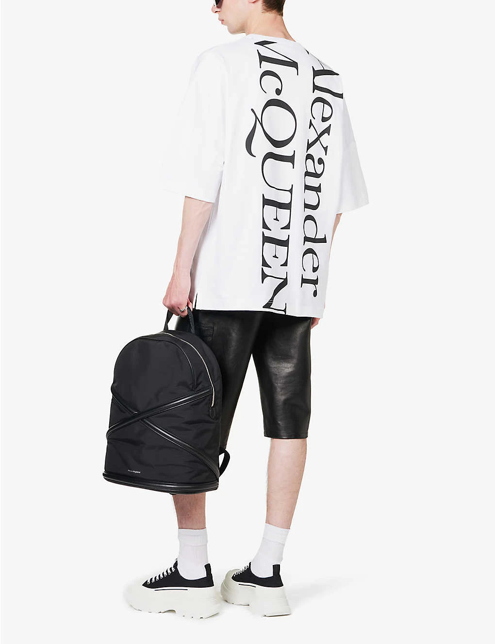 Alexander McQueen Logo-print Relaxed-fit Cotton-jersey T-shirt 4 Alexander McQueen Logo-print Relaxed-fit Cotton-jersey T-shirt - Image 2