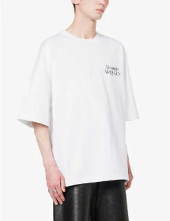 Alexander McQueen Logo-print Relaxed-fit Cotton-jersey T-shirt 9 Alexander McQueen Logo-print Relaxed-fit Cotton-jersey T-shirt -Metro Style Shop R04153556 WHITEBLACK ALT02