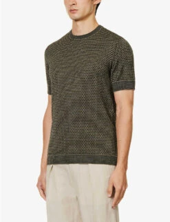 Emporio Armani Geometric-pattern Short-sleeve Knitted Jumper -Metro Style Shop R04184764 FNERO ALT02
